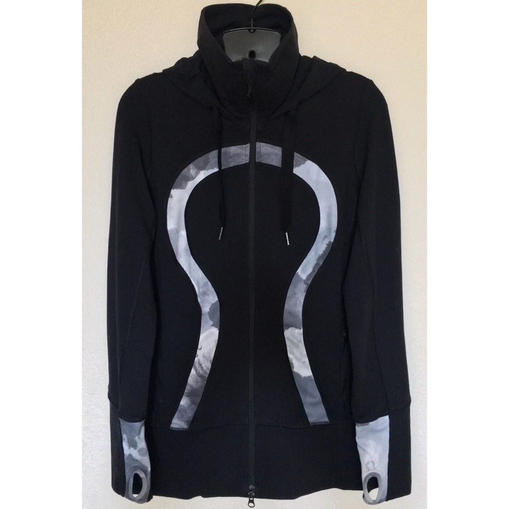 Women’s Lululemon Black/White Stride Jacket Size 8